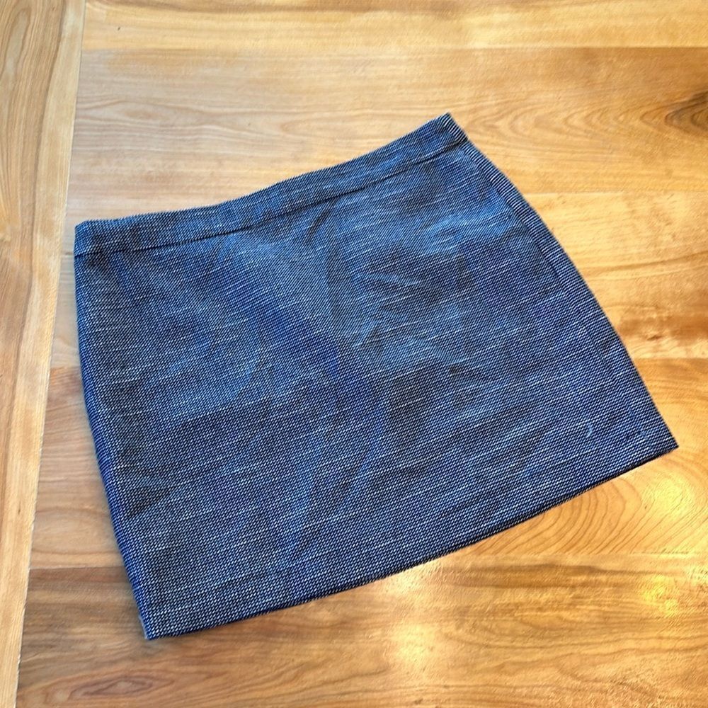 ‎Gap “tweed” skirt